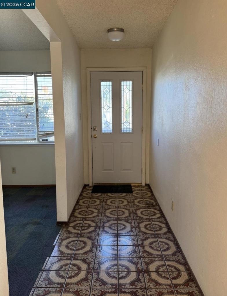 2859 Foskett Ave - Photo 2