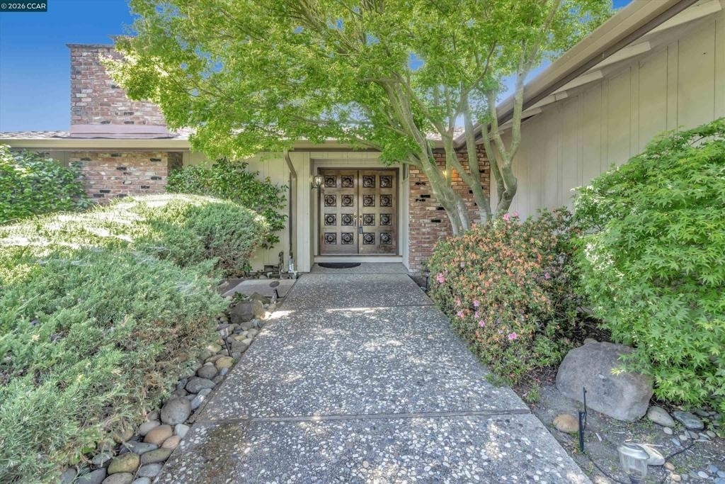 770 Crossbrook Dr - Photo 5