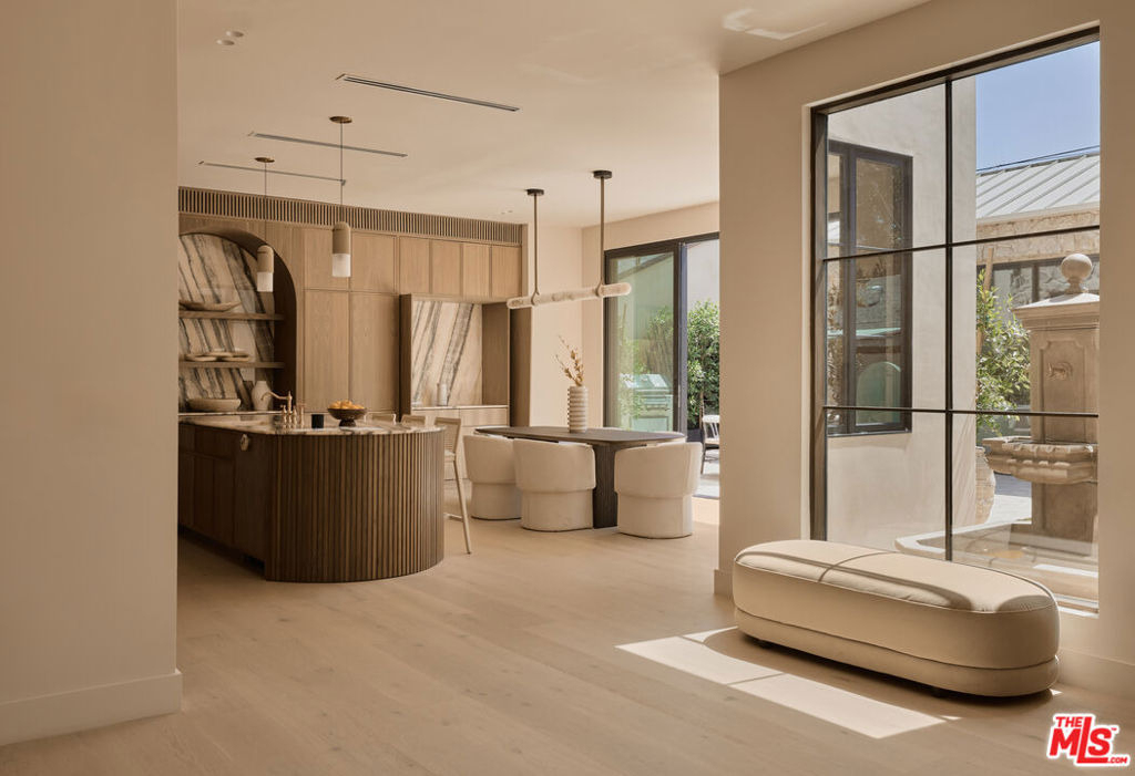 14000 Otsego Street - Photo 6