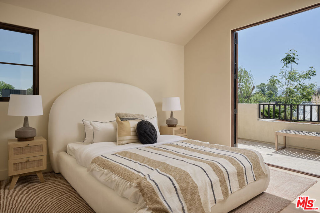 14000 Otsego Street - Photo 33
