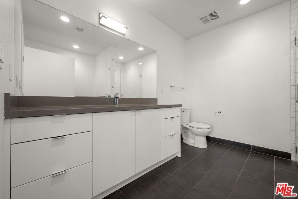 1215 S Bedford Street - Photo 8