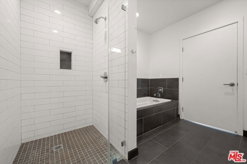 1215 S Bedford Street - Photo 9