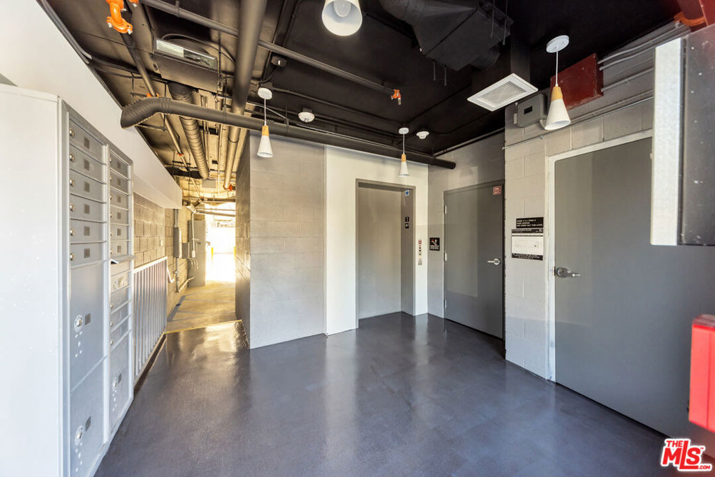 5506 Thornburn Street - Photo 2