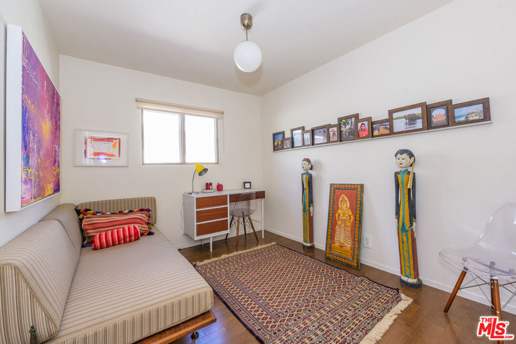 241 Rees Street - Photo 14
