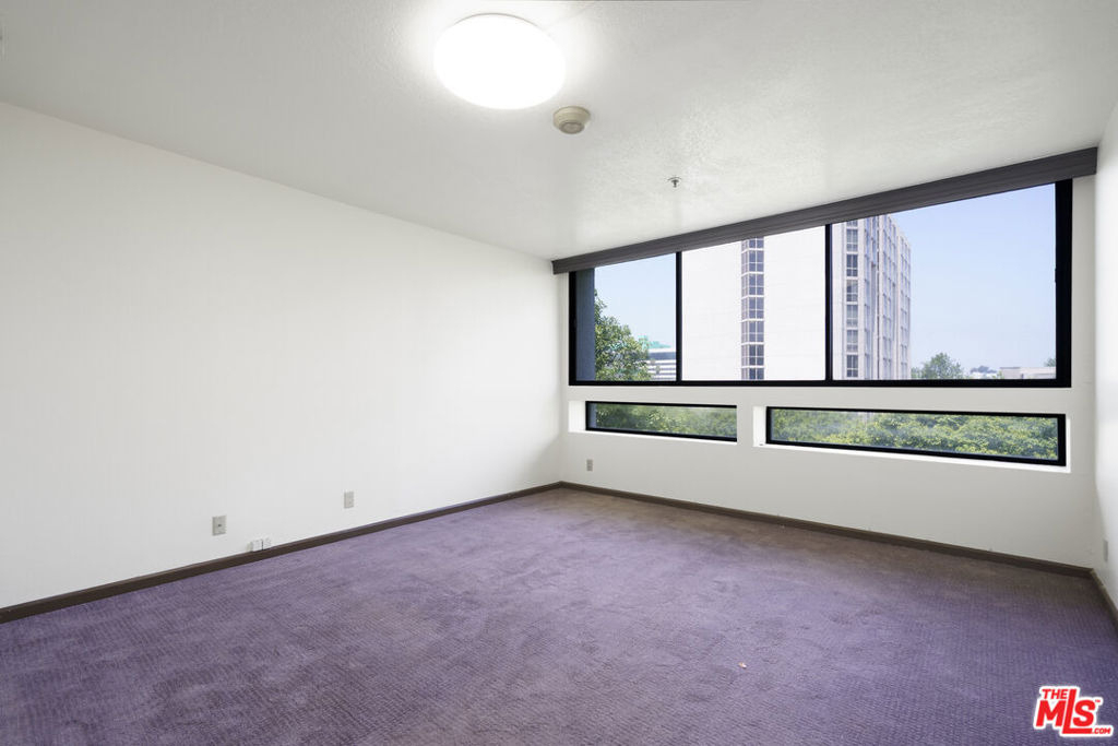 880 W 1st Street - Photo 14
