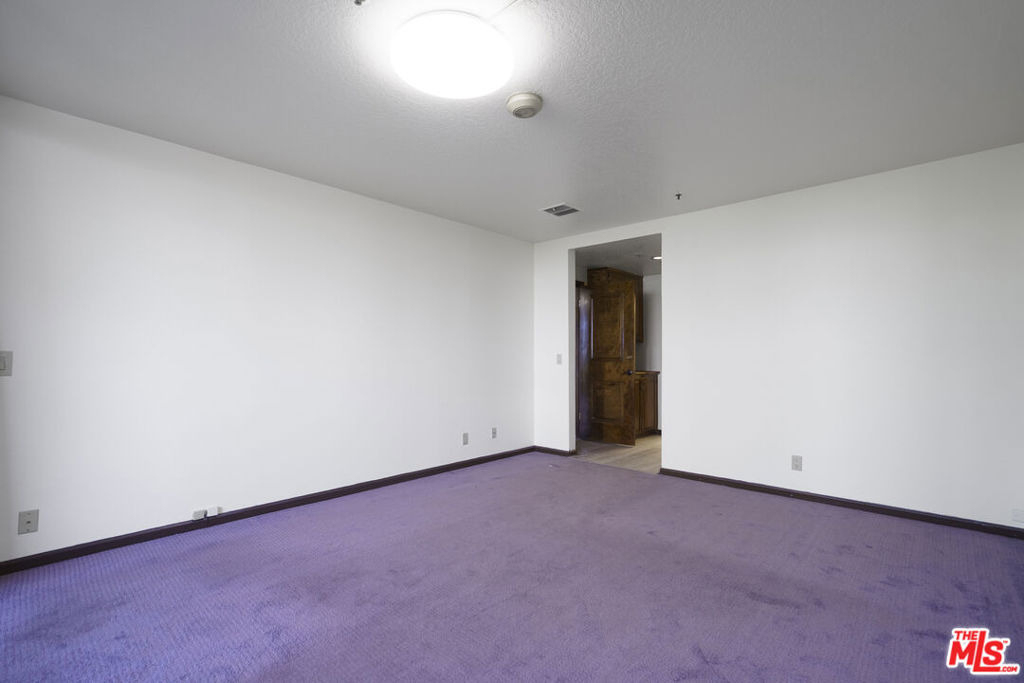 880 W 1st Street - Photo 20