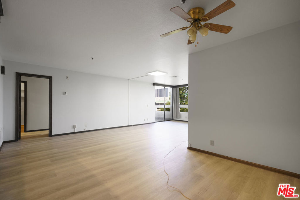 880 W 1st Street - Photo 13