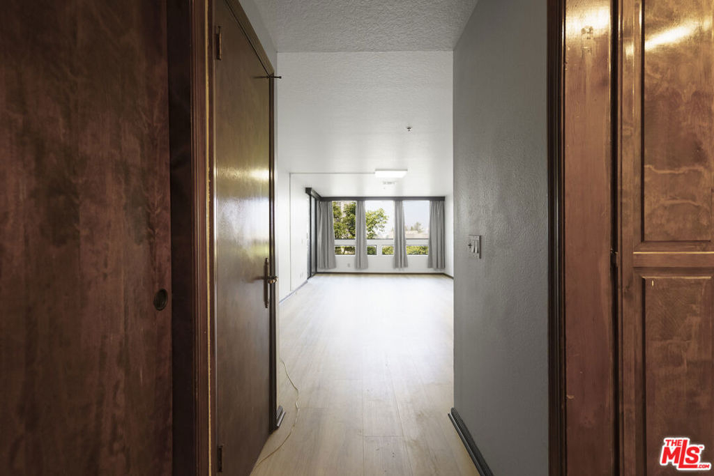 880 W 1st Street - Photo 0