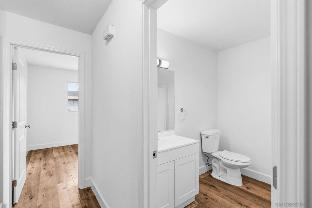 6434 Akins Ave - Photo 8