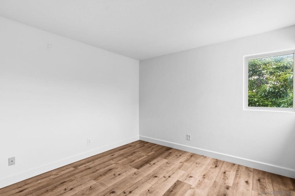 6434 Akins Ave - Photo 13