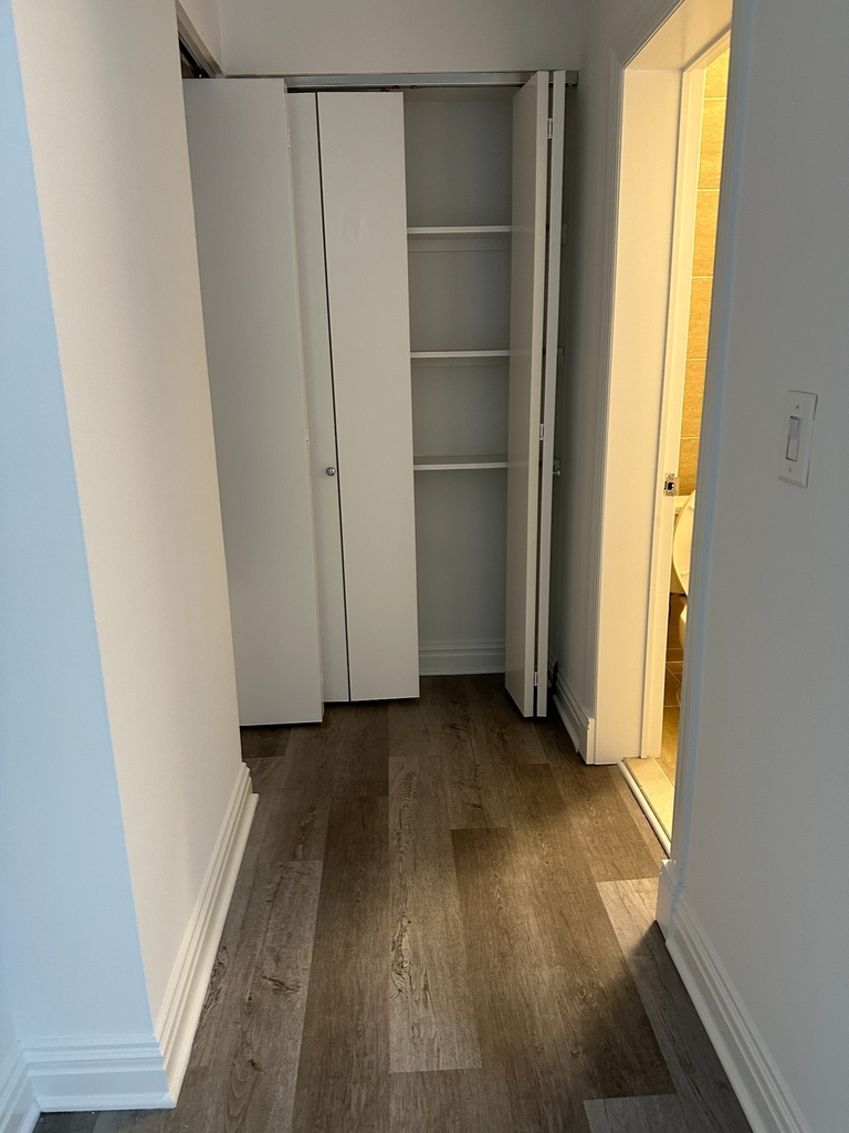 West 34th Street - Photo 6