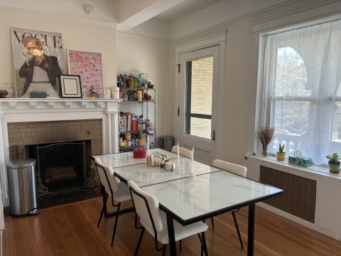 1100 Beacon St - Photo 3