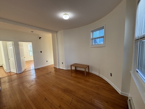 1400 Commonwealth Ave - Photo 2