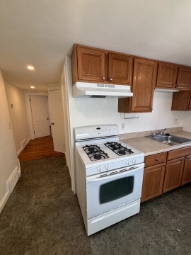 75 Pleasant St - Photo 3