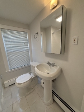 75 Pleasant St - Photo 4