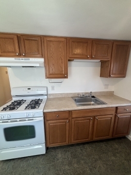 75 Pleasant St - Photo 2