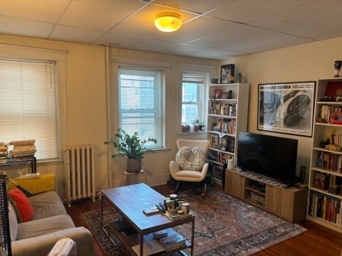 275 Aspinwall Ave - Photo 2