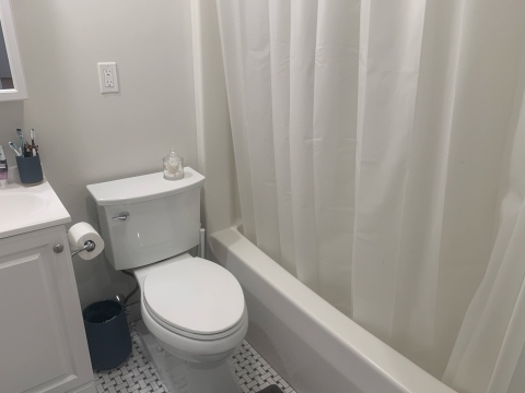 1100 Beacon St - Photo 4