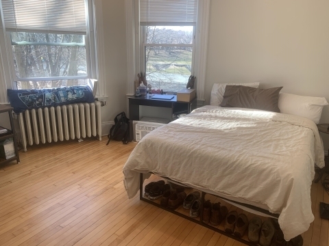 1100 Beacon St - Photo 6
