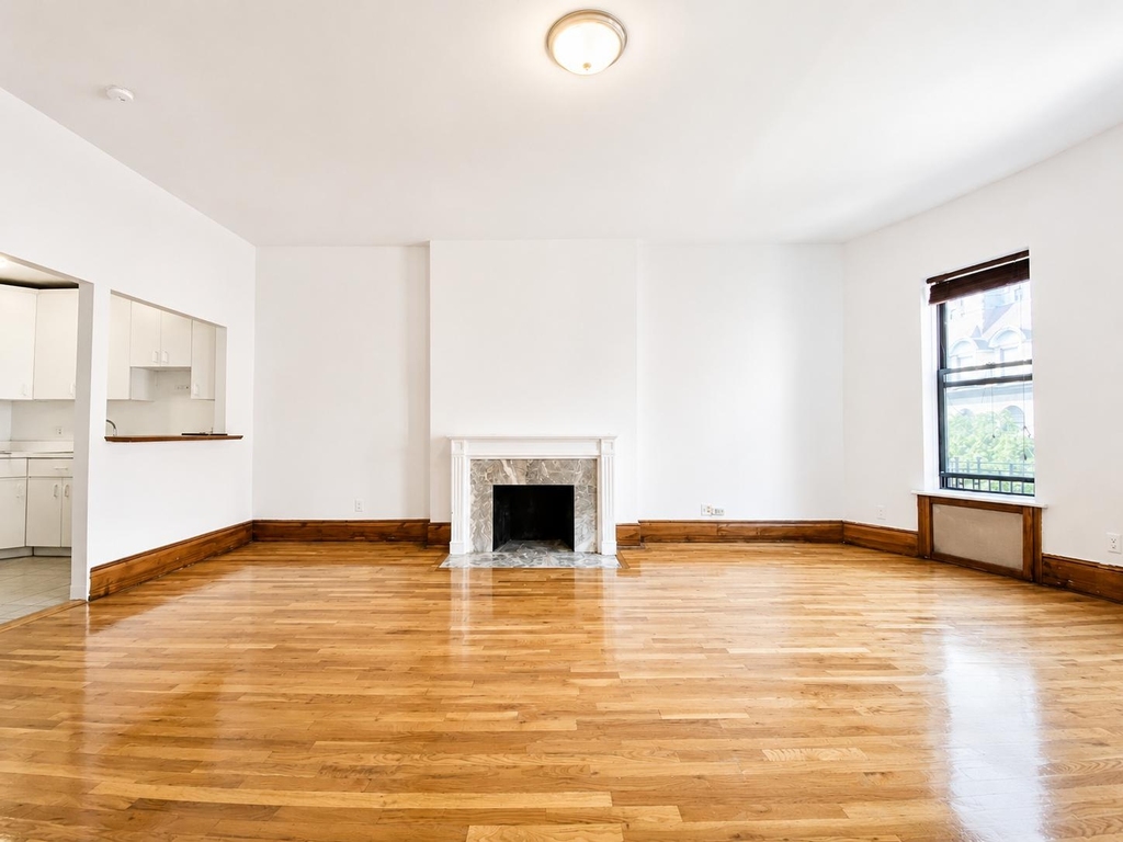 302 West 107th Street - Photo 5