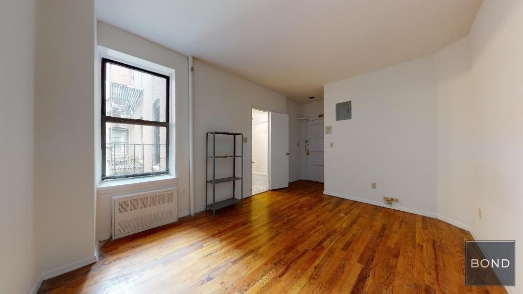 East 73 Street - Photo 0