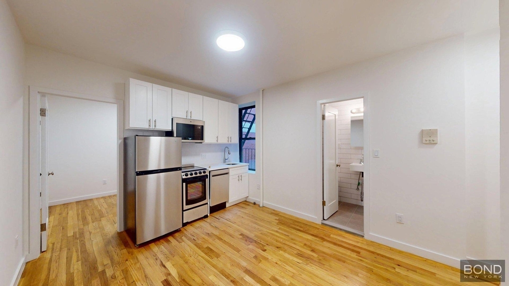 East 73 Street - Photo 0