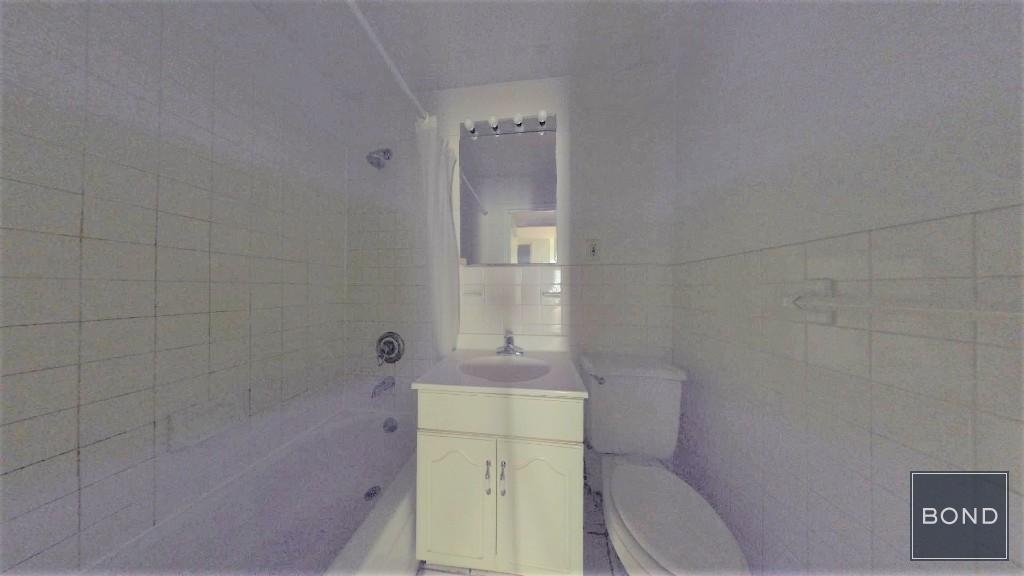 East 88 Street - Photo 3