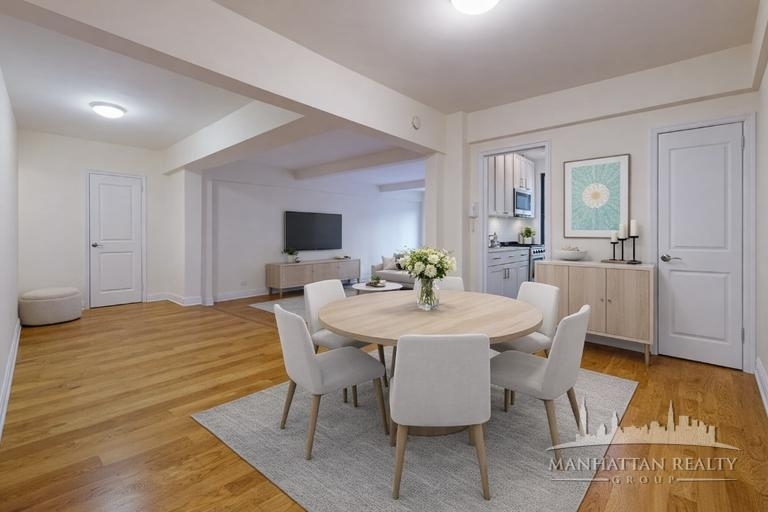 E 56th St - Photo 1