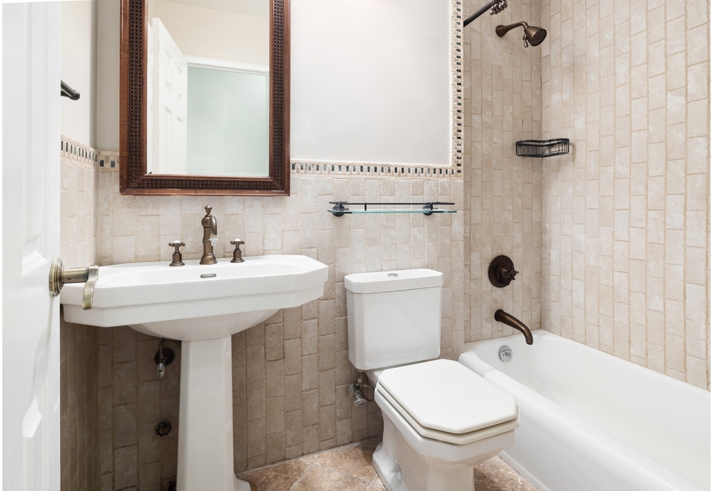 7 E 14th St - Photo 6
