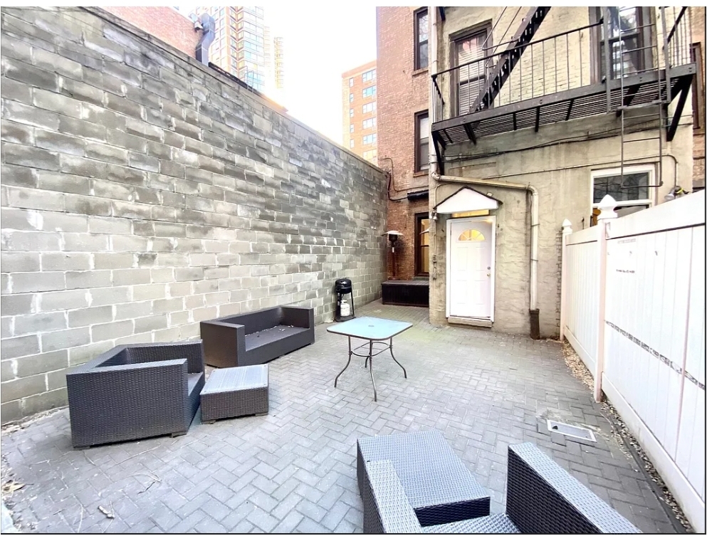 247 E 39th St - Photo 7