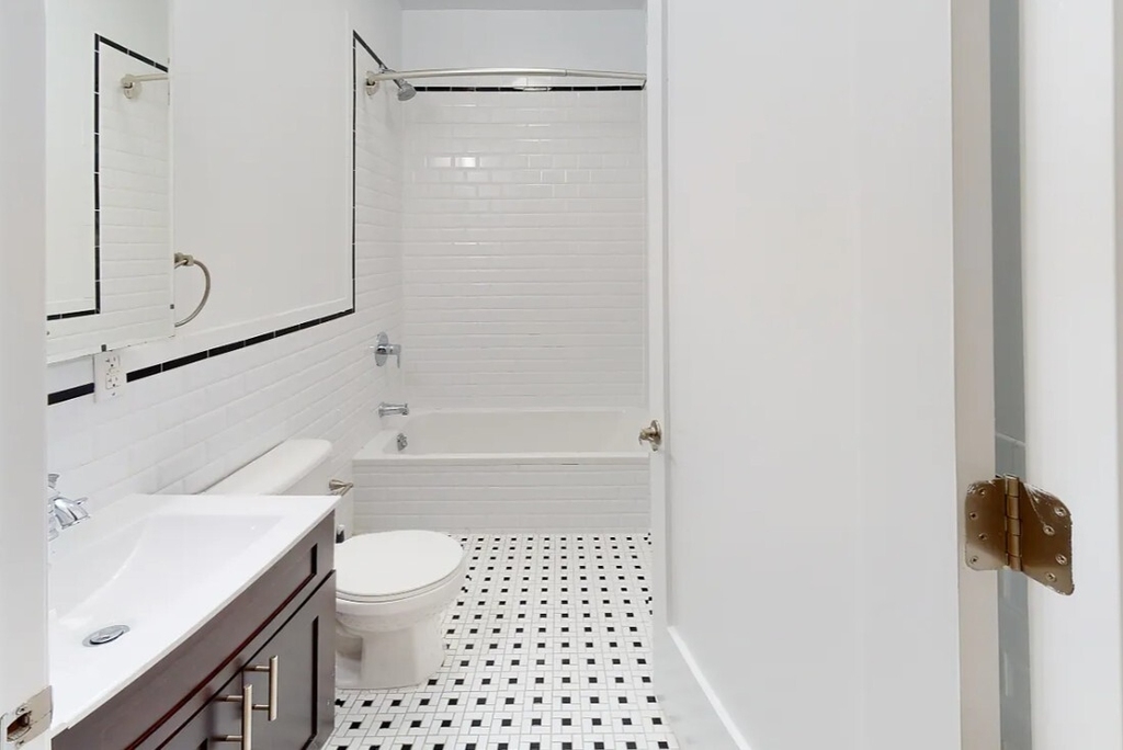 1795 Riverside Drive - Photo 5