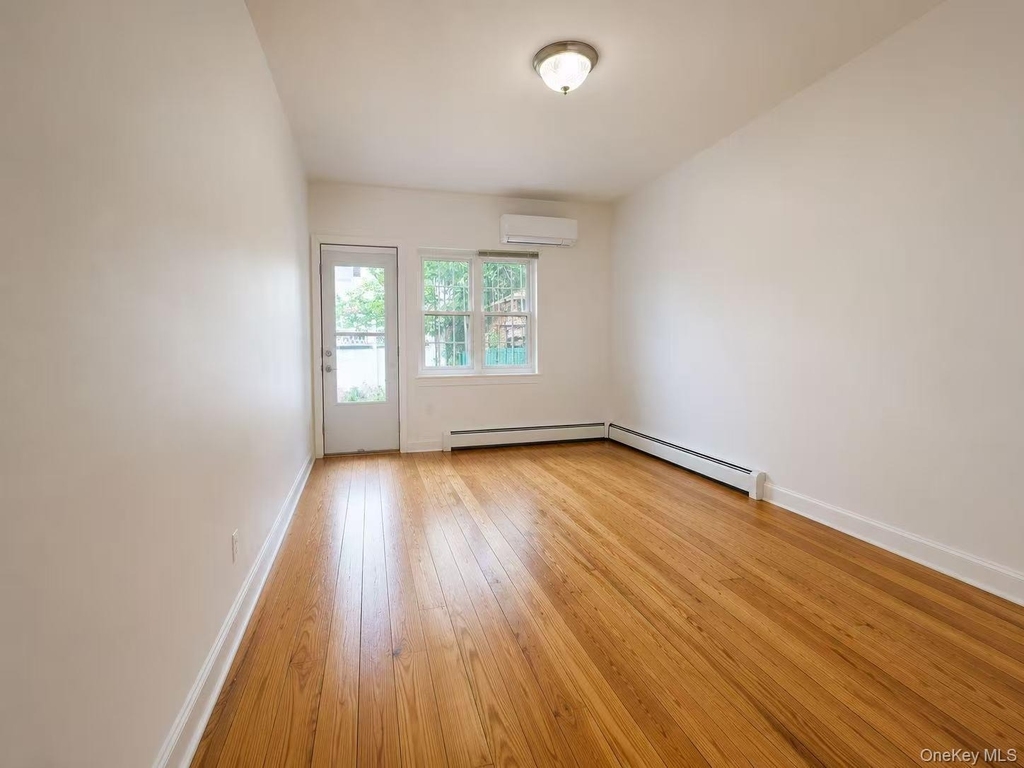 150-19 26th Avenue - Photo 5