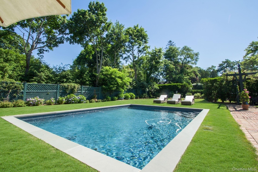 375 Hill Street - Photo 2