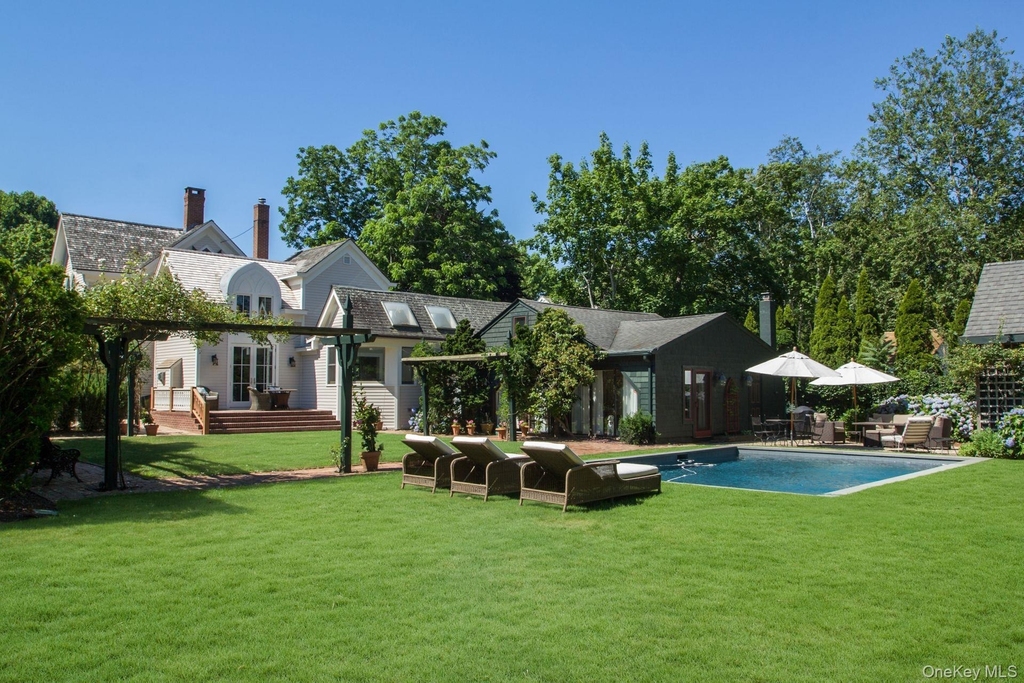 375 Hill Street - Photo 1