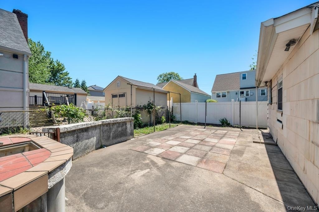 389 Hamilton Avenue - Photo 4