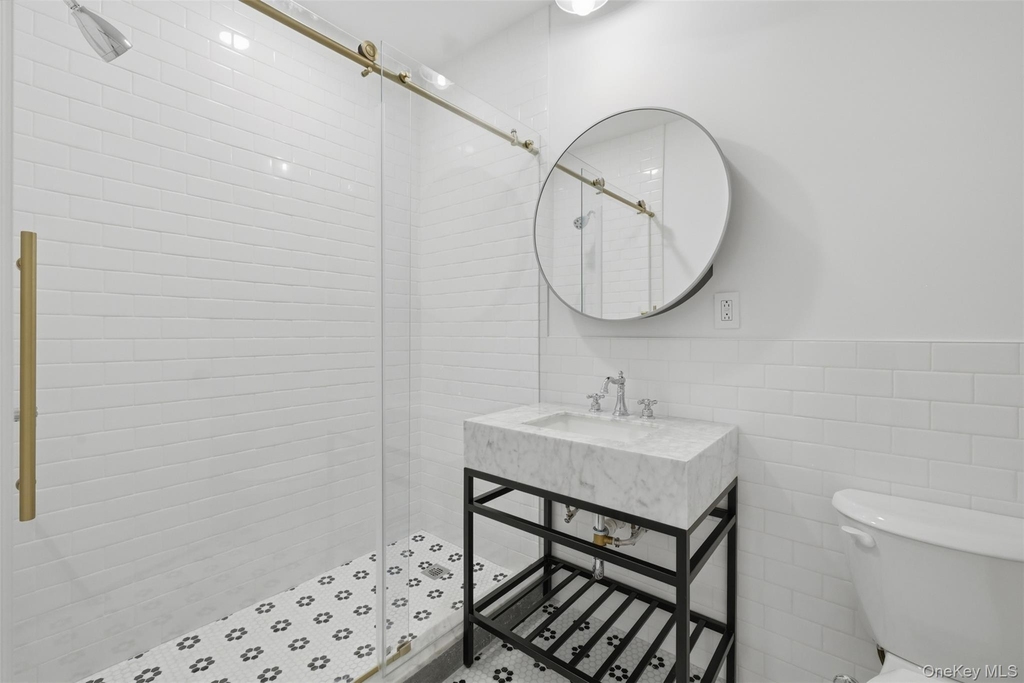 207 Main Street - Photo 13