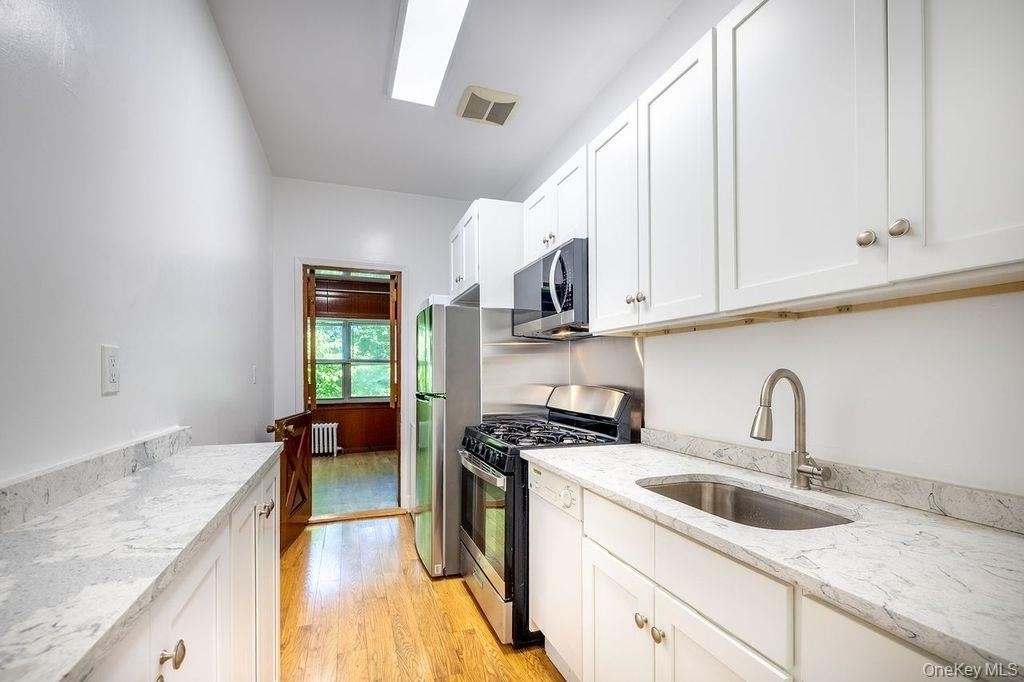111 N Broadway - Photo 17