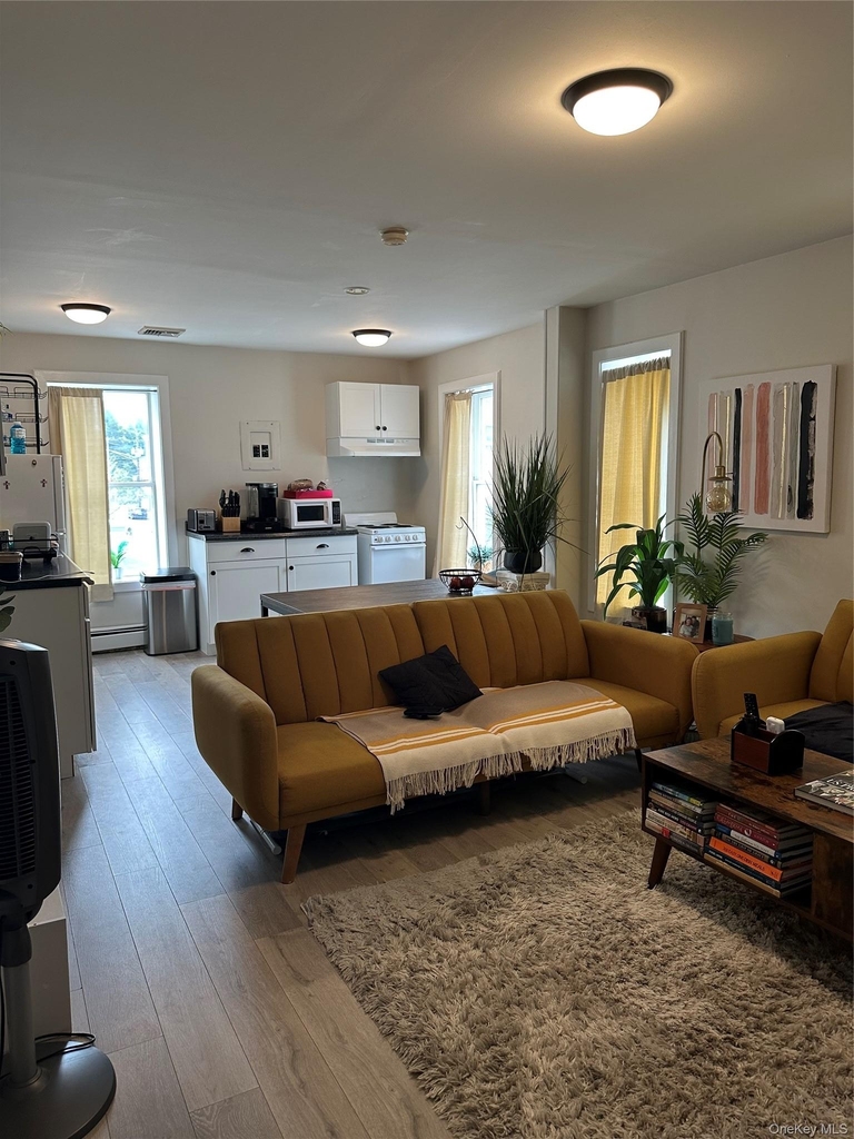 29 Main Street - Photo 2