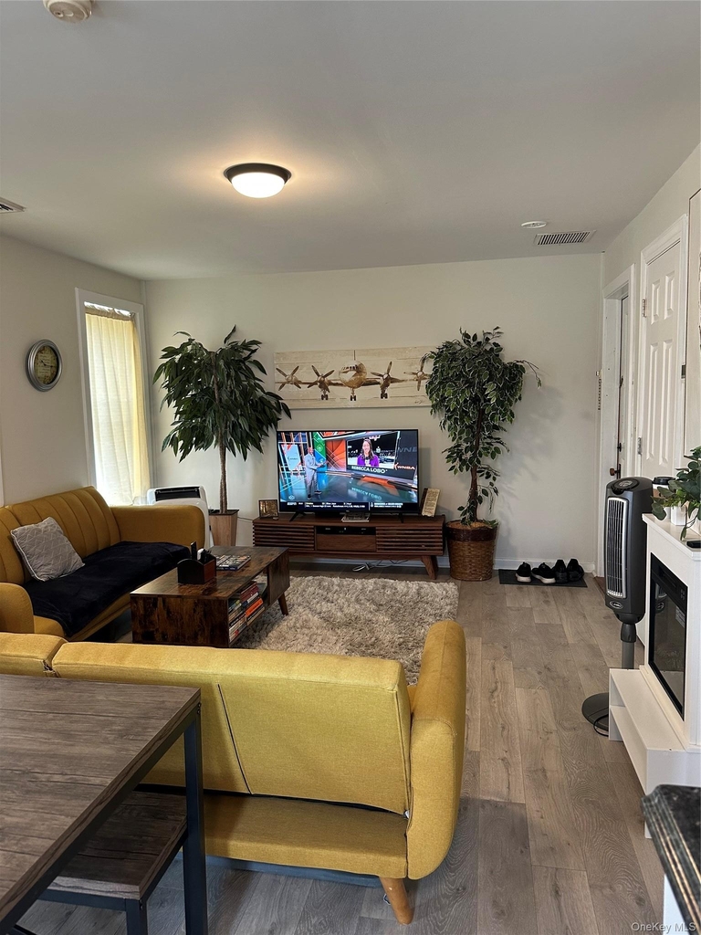 29 Main Street - Photo 5