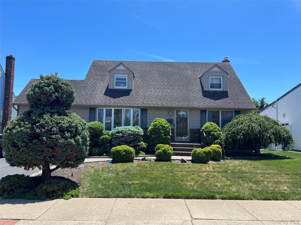 41 Ontario Avenue - Photo 1