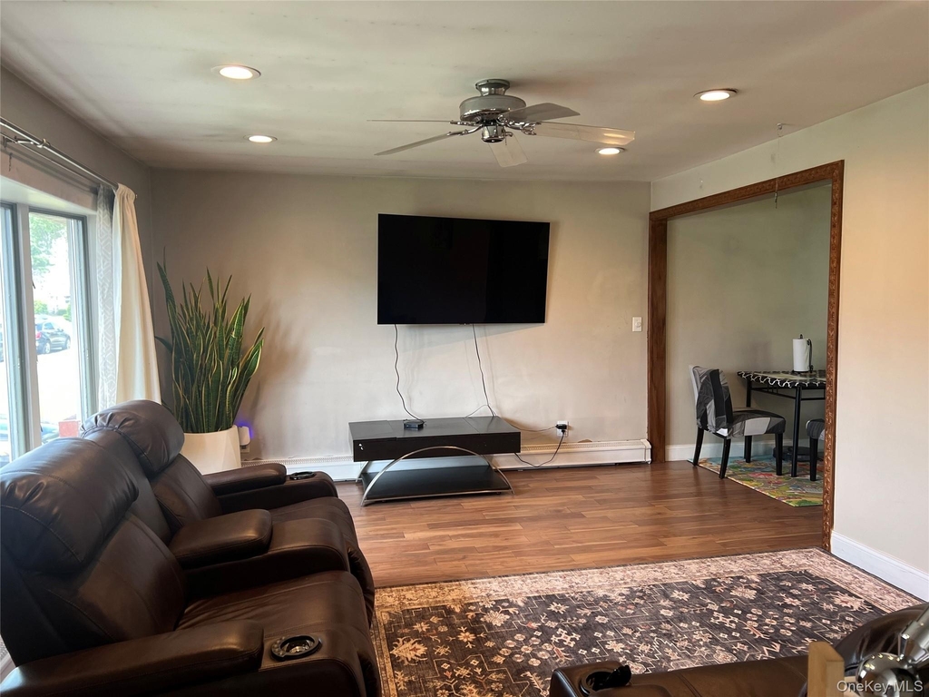 41 Ontario Avenue - Photo 3