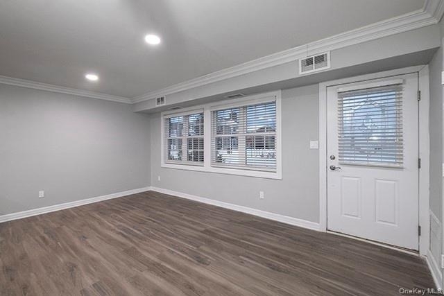 1355 Roanoke Avenue - Photo 4
