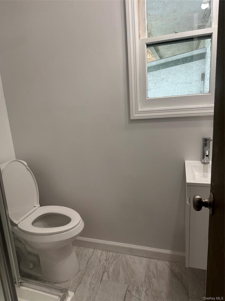 11 Richards Avenue - Photo 13