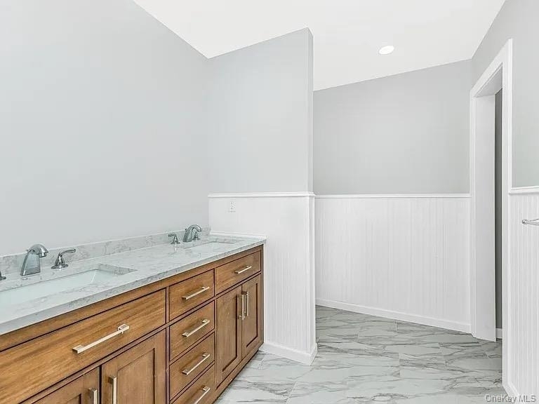 47 Lincoln Terrace - Photo 9