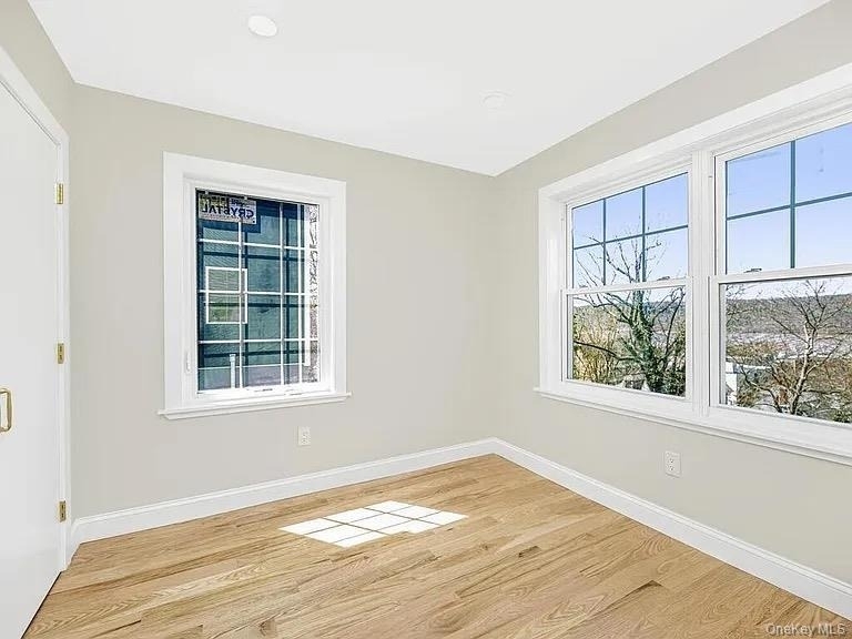 47 Lincoln Terrace - Photo 4