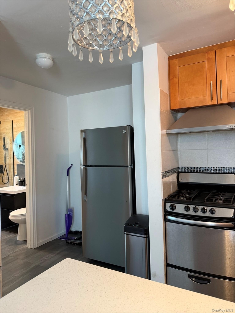 111-31 66th Avenue - Photo 4