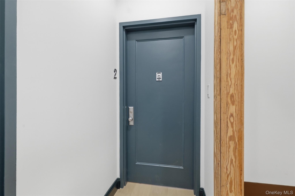 201 Main Street - Photo 16
