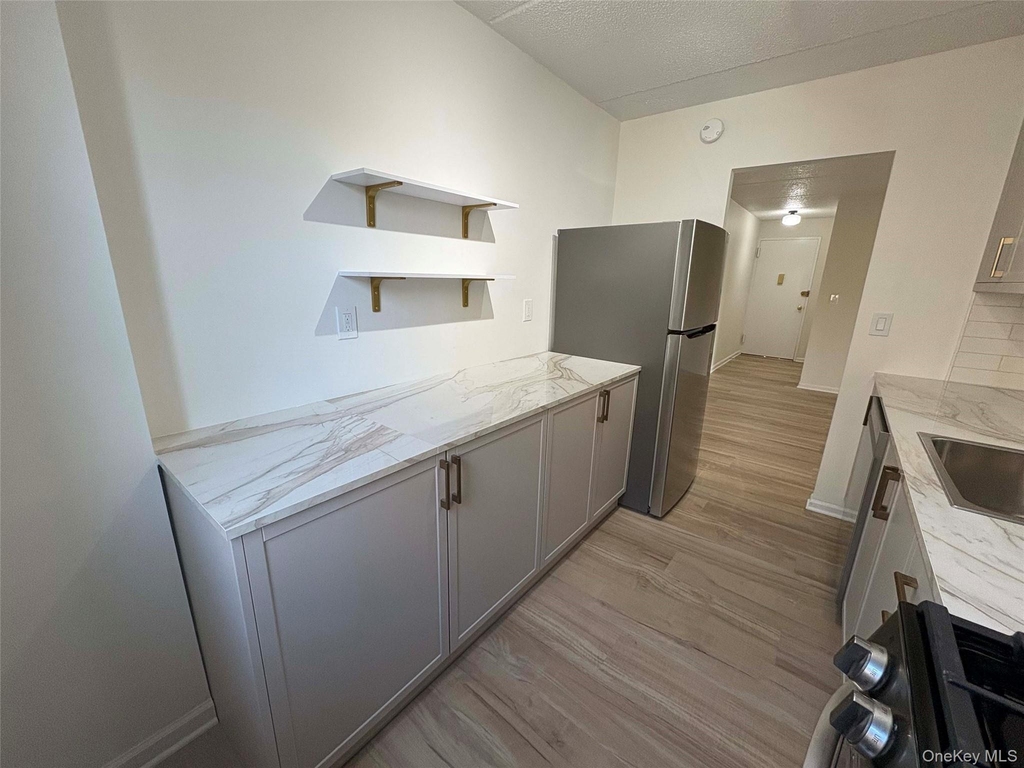2 Consulate Drive - Photo 10