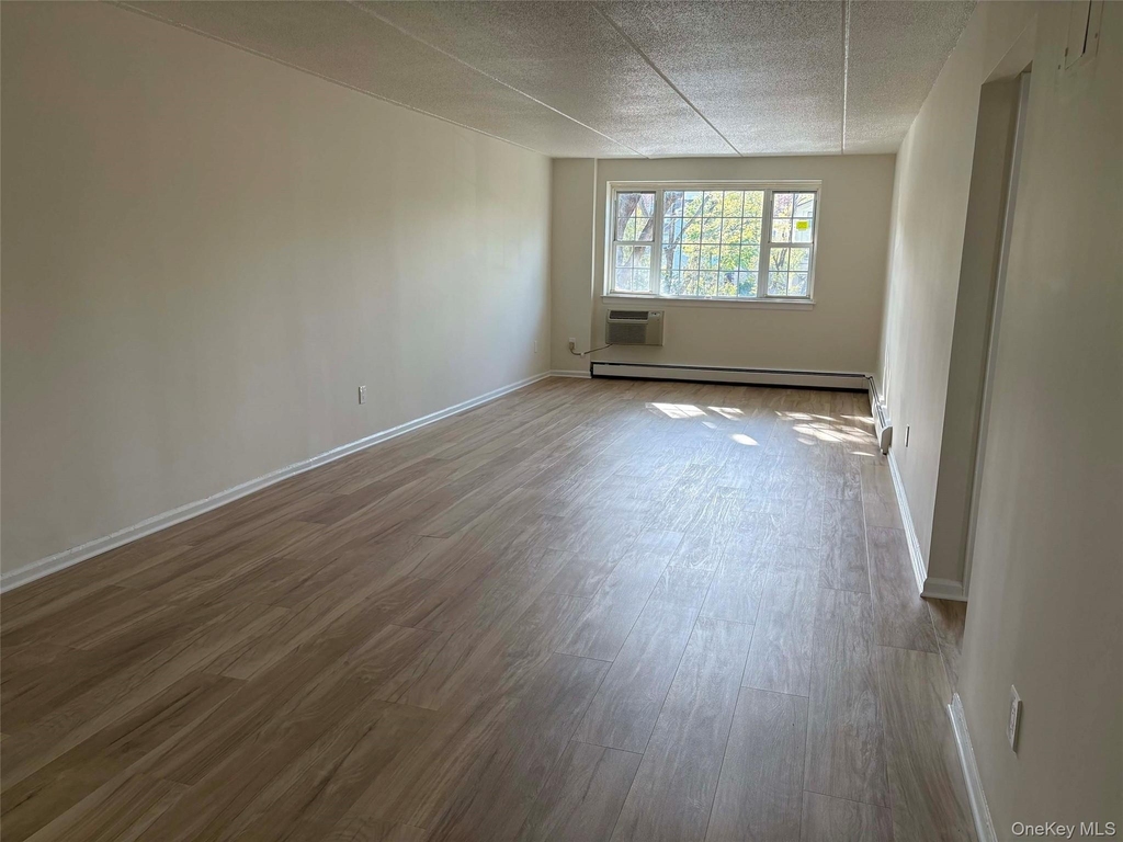2 Consulate Drive - Photo 6