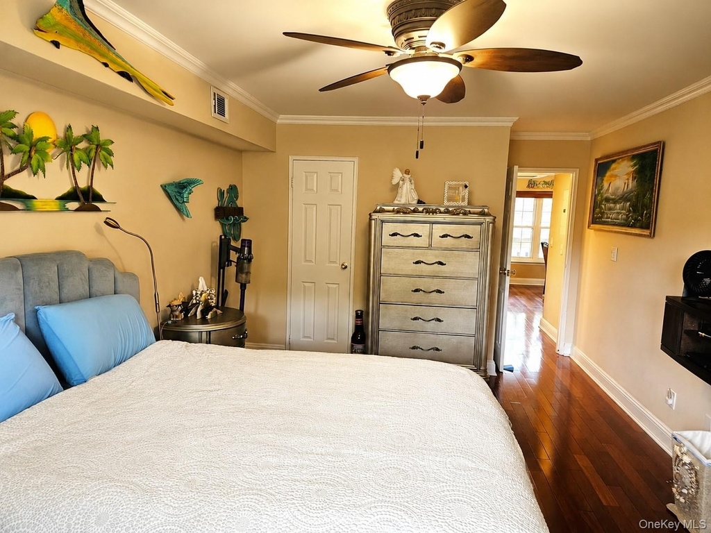 655 Middle Country Road - Photo 23